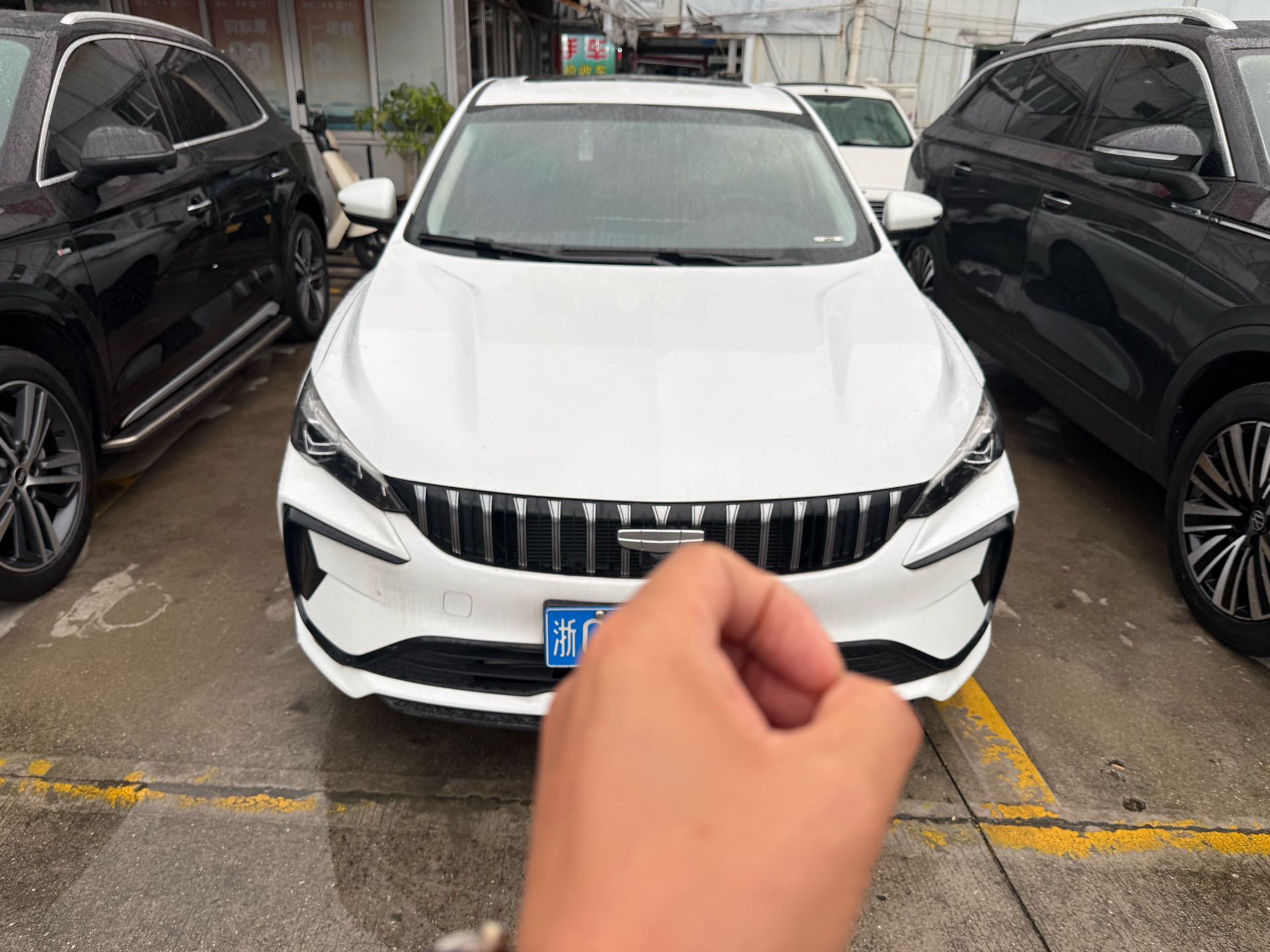 GEELY Binray 2025 صورة سيارة #2