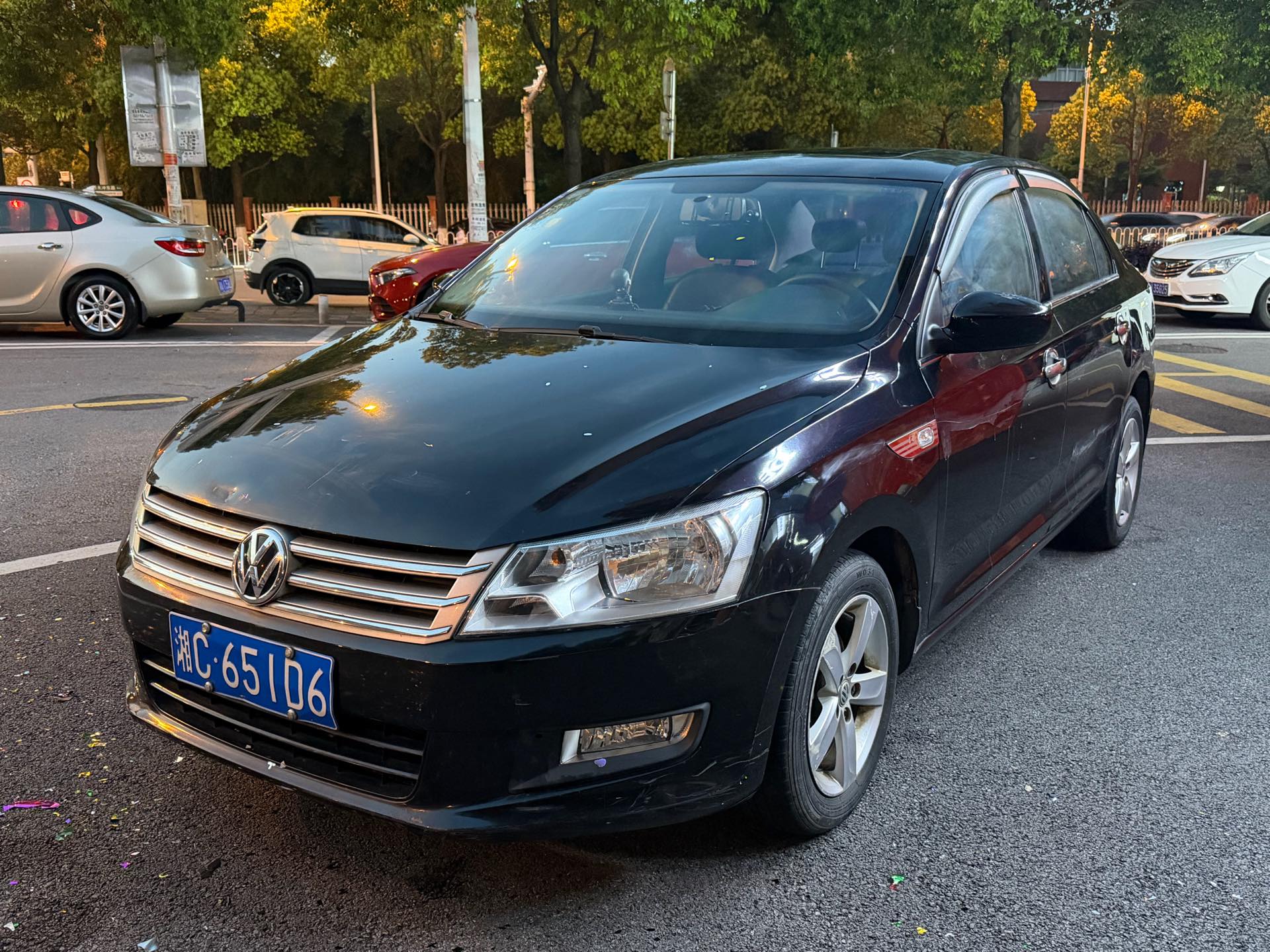 Volkswagen Santana 2015 car image 