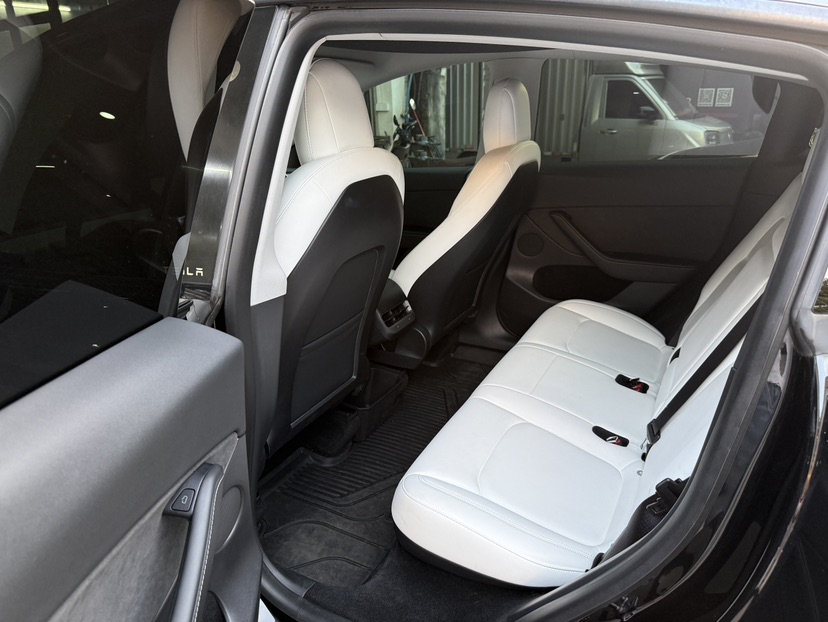 Tesla Model Y 2022 car image #6