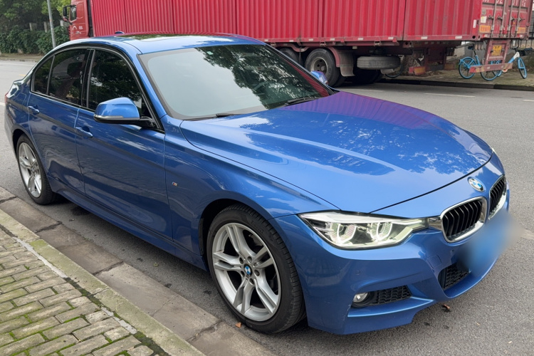 BMW 3 Series 2018 #4 BMW 3 Series 2018 car image #4