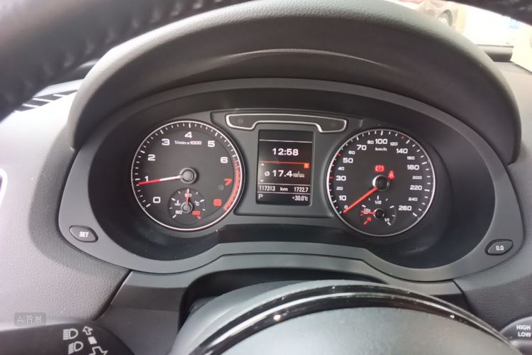 Audi Q3 2015 #13 Audi Q3 2015 car image #13