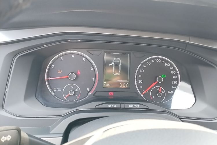 Volkswagen Polo 2021 car image #12
