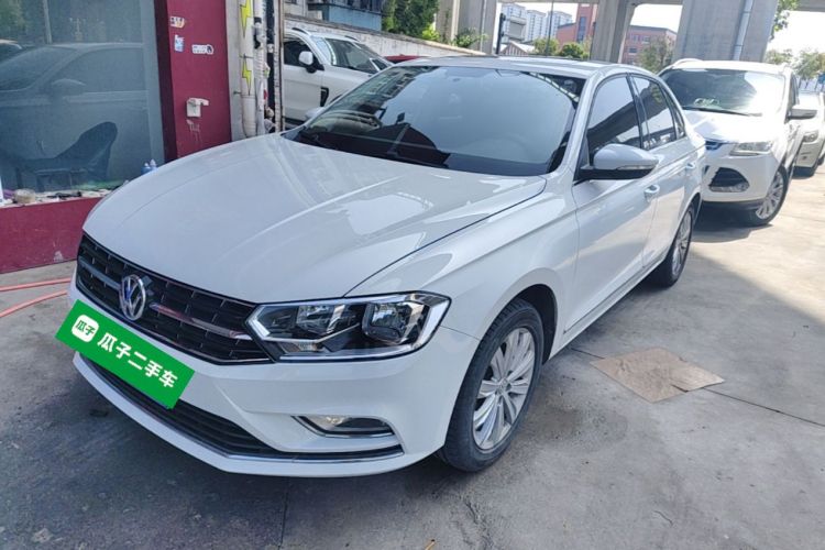 Volkswagen Bora 2017 car image #2