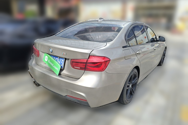 BMW 3 Series 2018 car image #7
