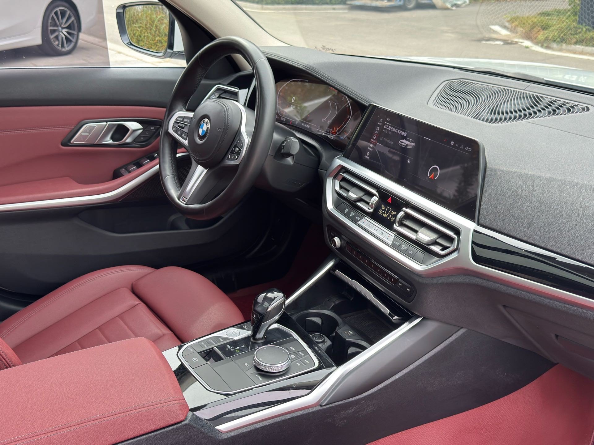 BMW 3 Series 2021 immagine di auto #5