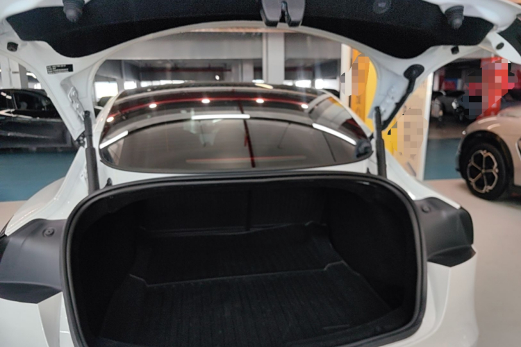 Tesla Model 3 2025 #19 Tesla Model 3 2025 car image #19