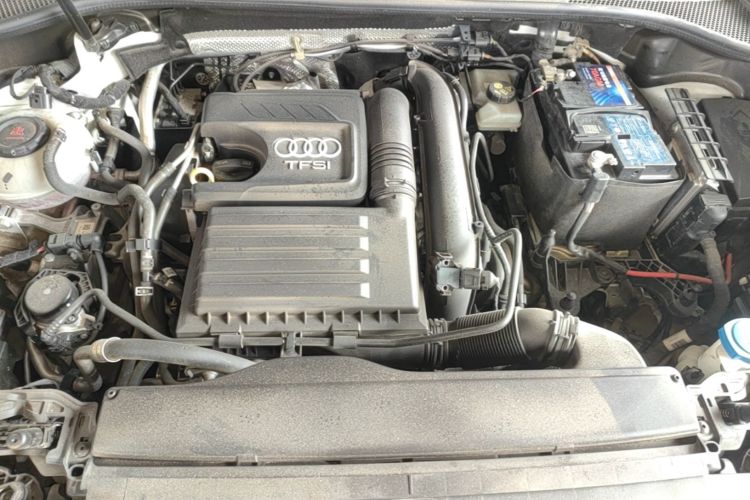 Audi Q3 2021 car image #20