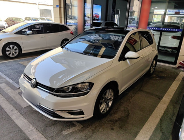 Volkswagen Golf 2018 Volkswagen Golf 2018 car image