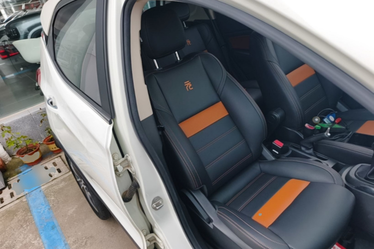 BYD Yuan 2017 car image #24