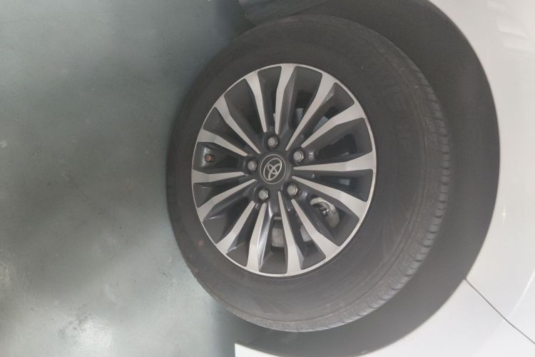 Toyota Corolla 2018 car image #6