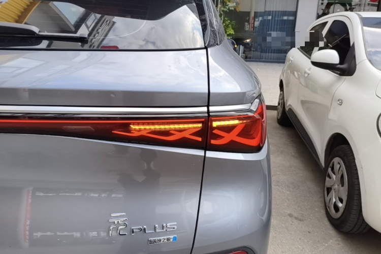 BYD Yuan Plus 2025 immagine di auto #8