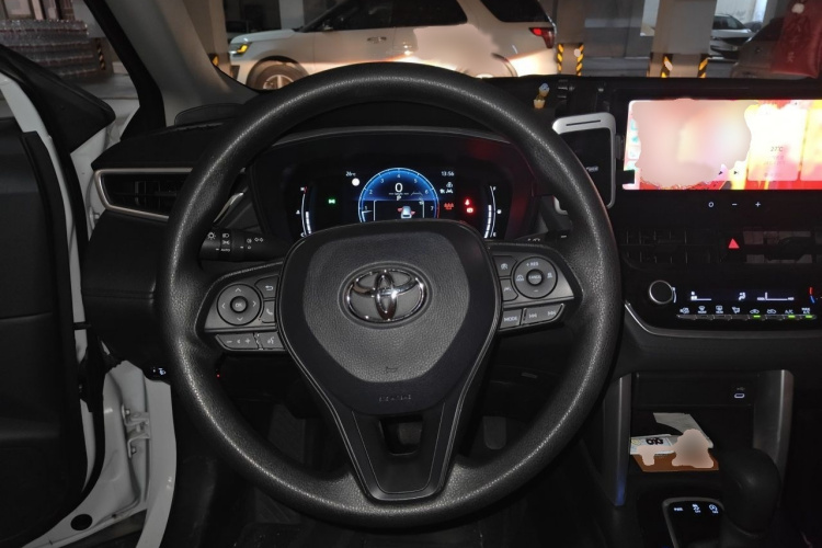 Toyota Corolla Cross 2025 car image #15