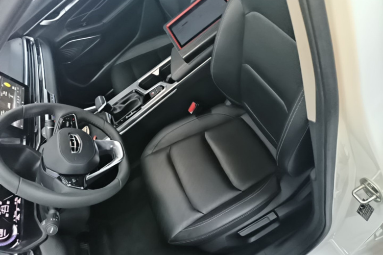 GEELY Emgrand 2022 car image #15