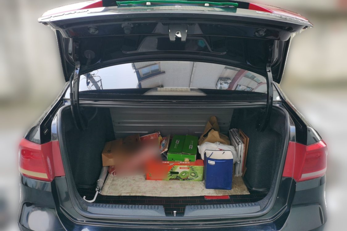 Volkswagen Santana 2016 car image #8
