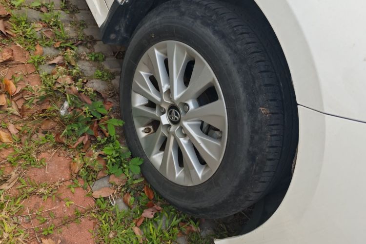 Toyota Corolla 2020 car image #9