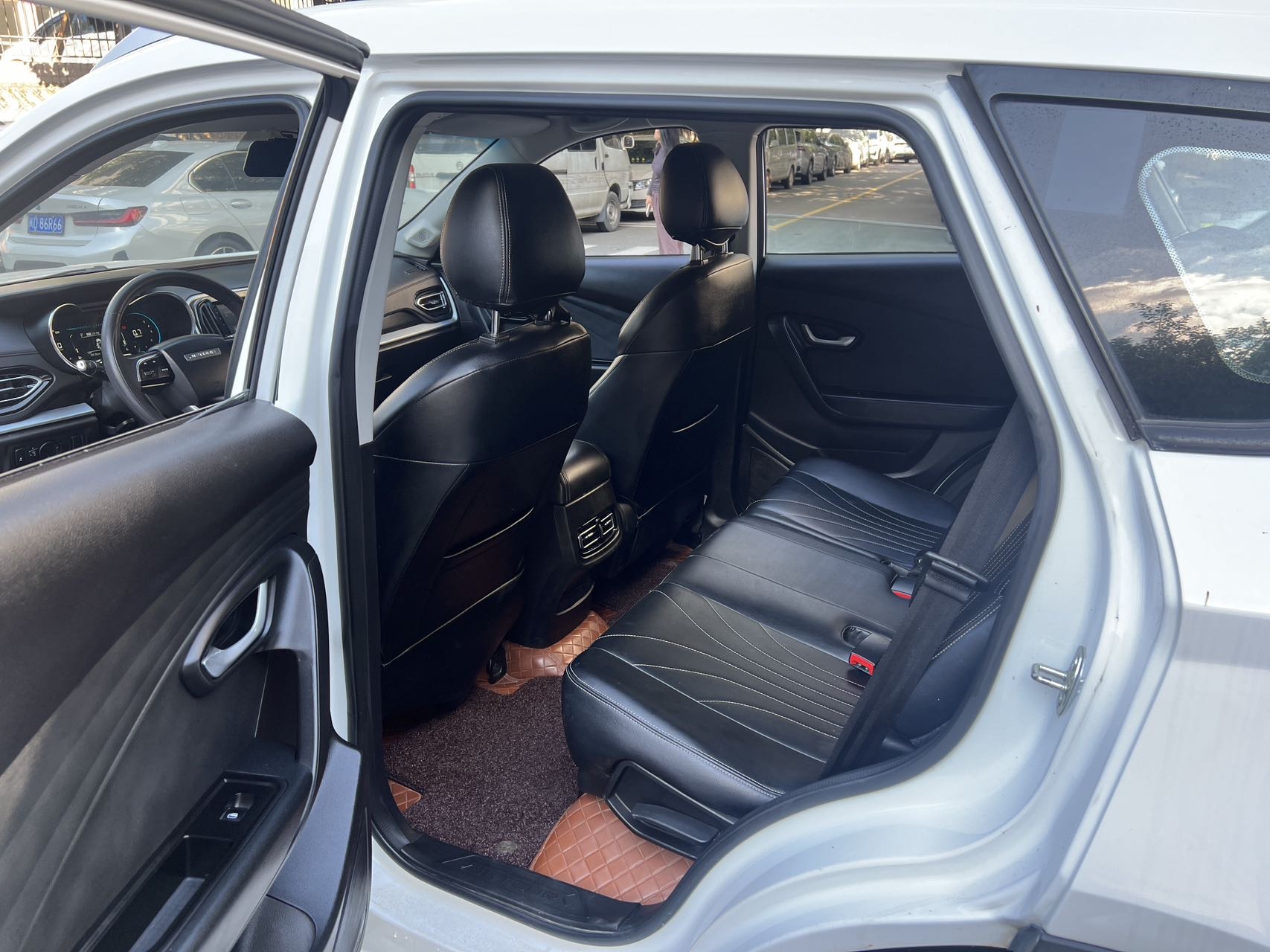 Jetour X70M 2020 صورة سيارة #8