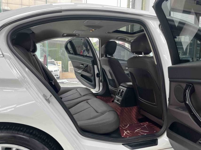 BMW 3 Series 2017 image de voiture #8