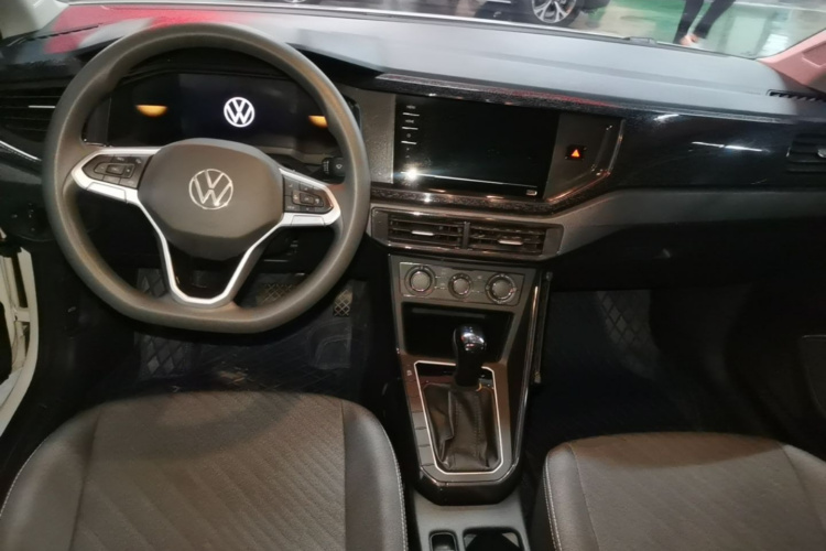 Volkswagen Lavida 2025 car image #11