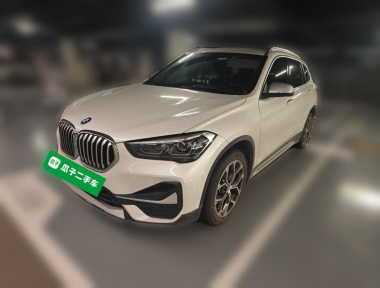BMW X1 2021 BMW X1 2021 car image