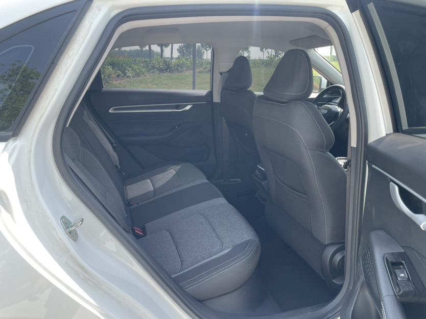 GEELY Emgrand 2025 image de voiture #8