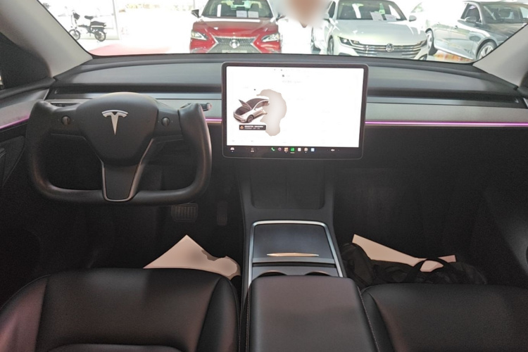Tesla Model Y 2023 #10 Tesla Model Y 2023 car image #10