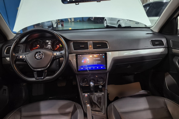 Volkswagen Lavida 2018 car image #10