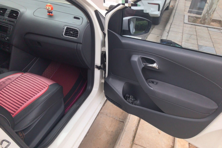 Volkswagen Polo 2015 image de voiture #21