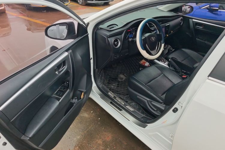 Toyota Corolla 2019 car image #16
