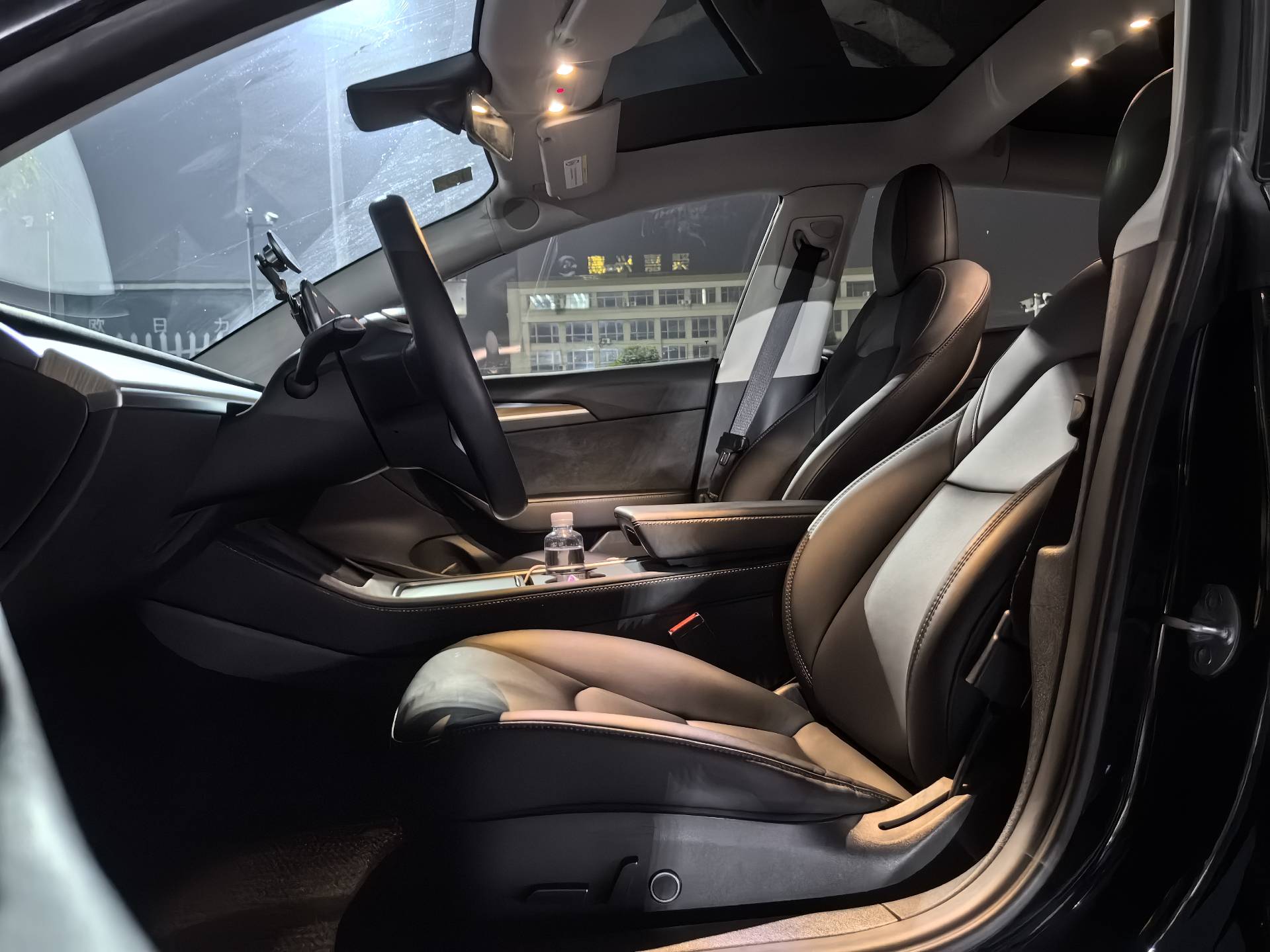Tesla Model 3 2023 #5 Tesla Model 3 2023 car image #5