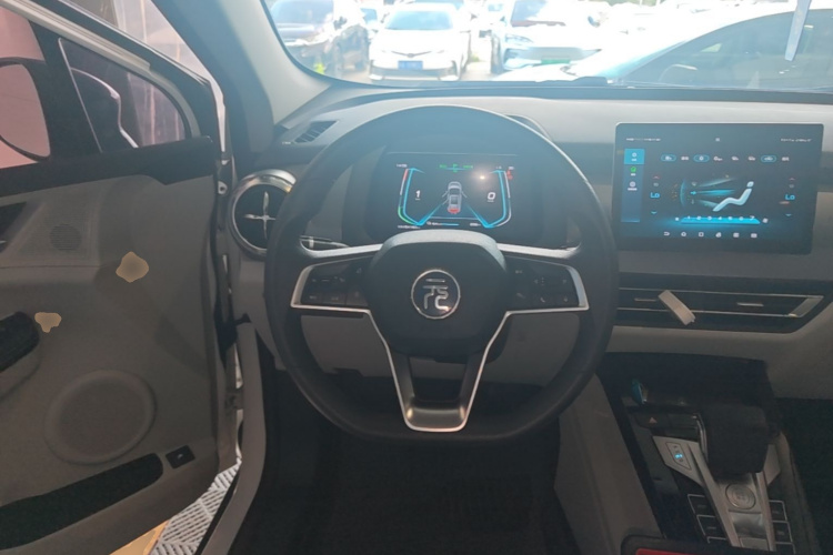 BYD Yuan Pro 2022 car image #11