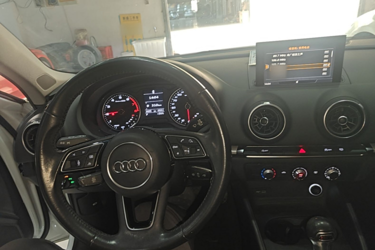 Audi A3 2020 car image #11