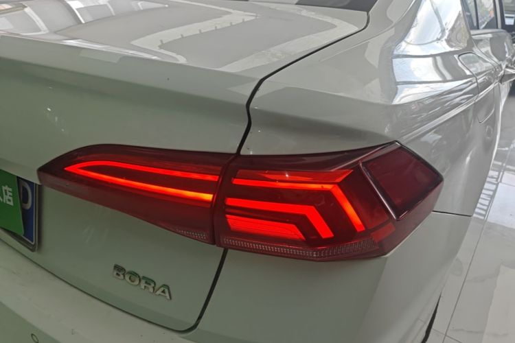 Volkswagen Bora 2018 car image #8