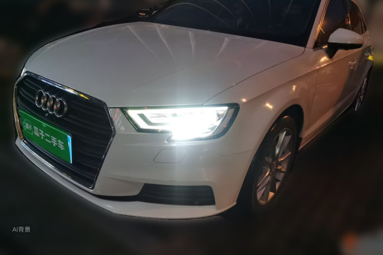 Audi A3 2018 car image #2