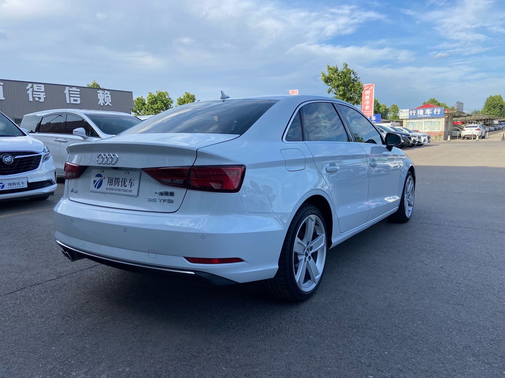 Audi A3 2018 immagine di auto #4