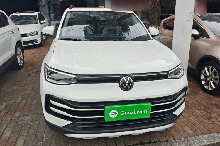 Volkswagen Tharu 2024 imagem de carro #4