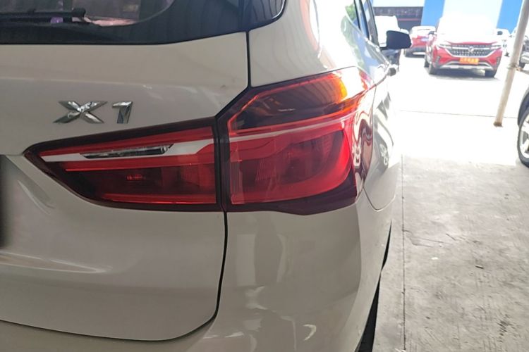 BMW X1 2017 car image #8