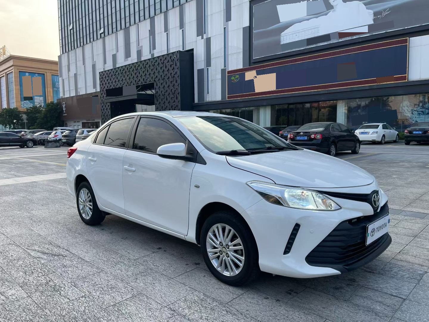 Toyota Vios 2017 immagine di auto #3