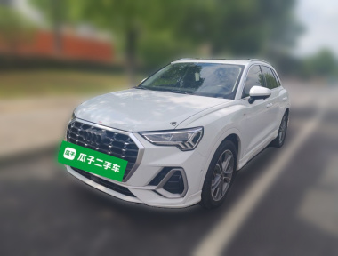 Audi Q3 2021 car image 