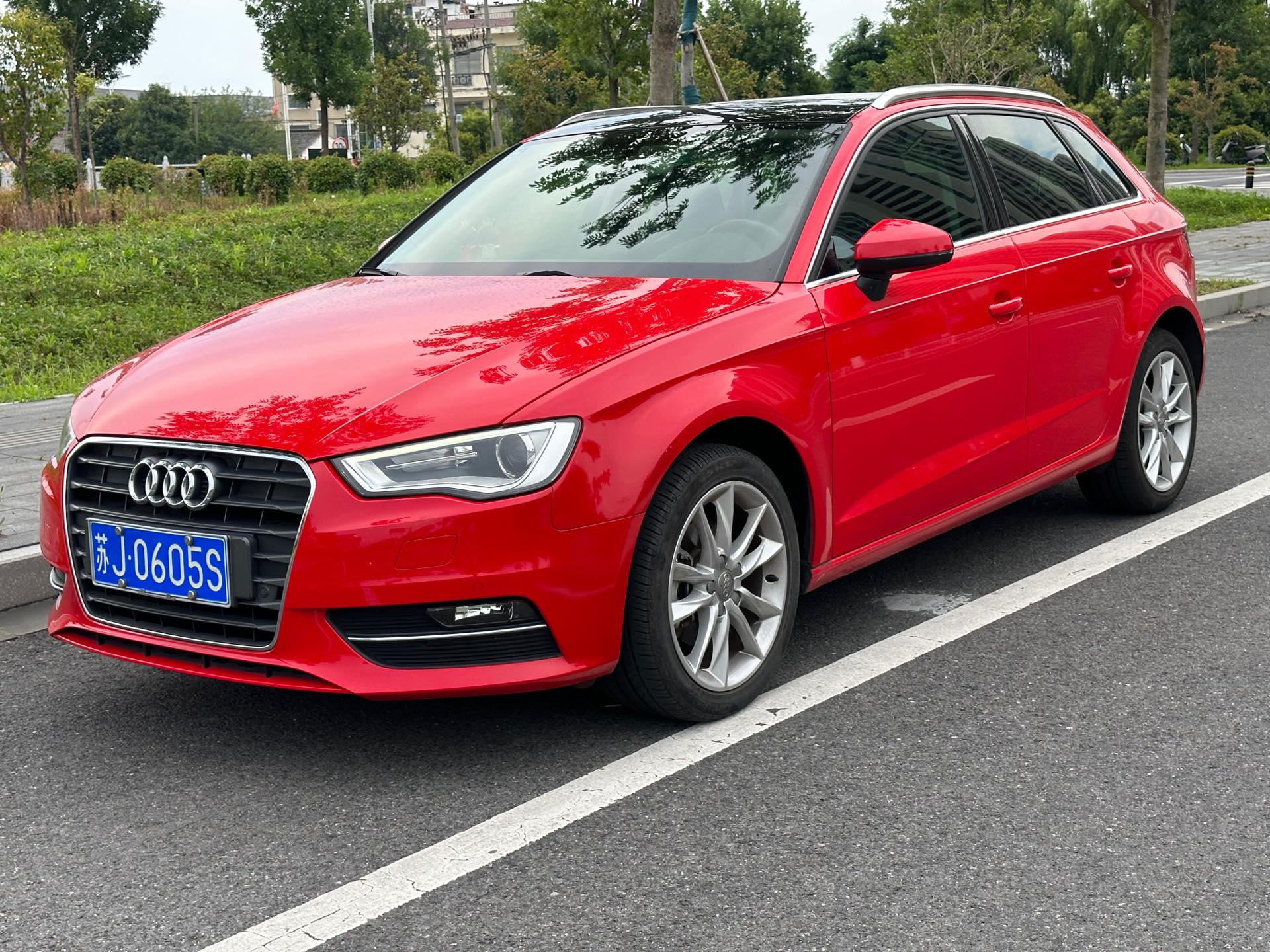 2016 2016 car image