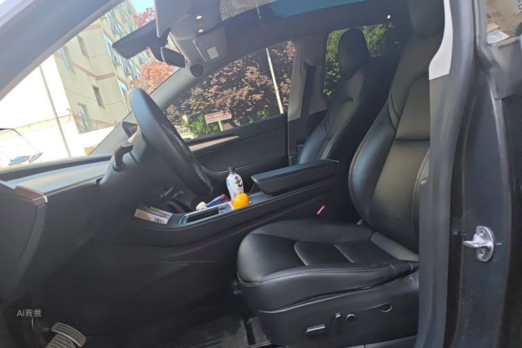 Tesla Model Y 2021 #17 Tesla Model Y 2021 car image #17