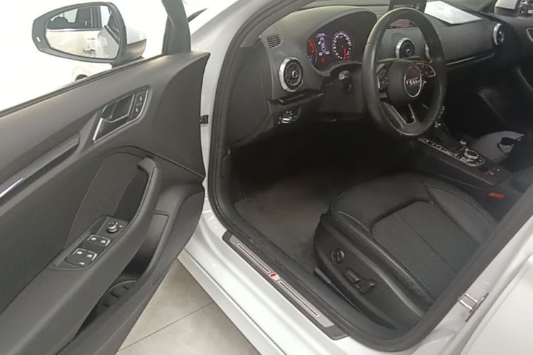 Audi A3 2018 #15 Audi A3 2018 car image #15