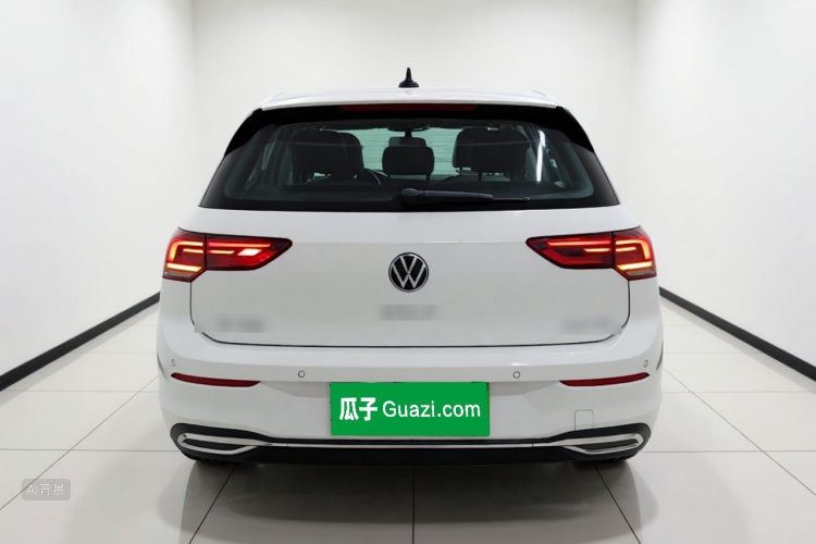 Volkswagen Golf 2023 صورة سيارة #6