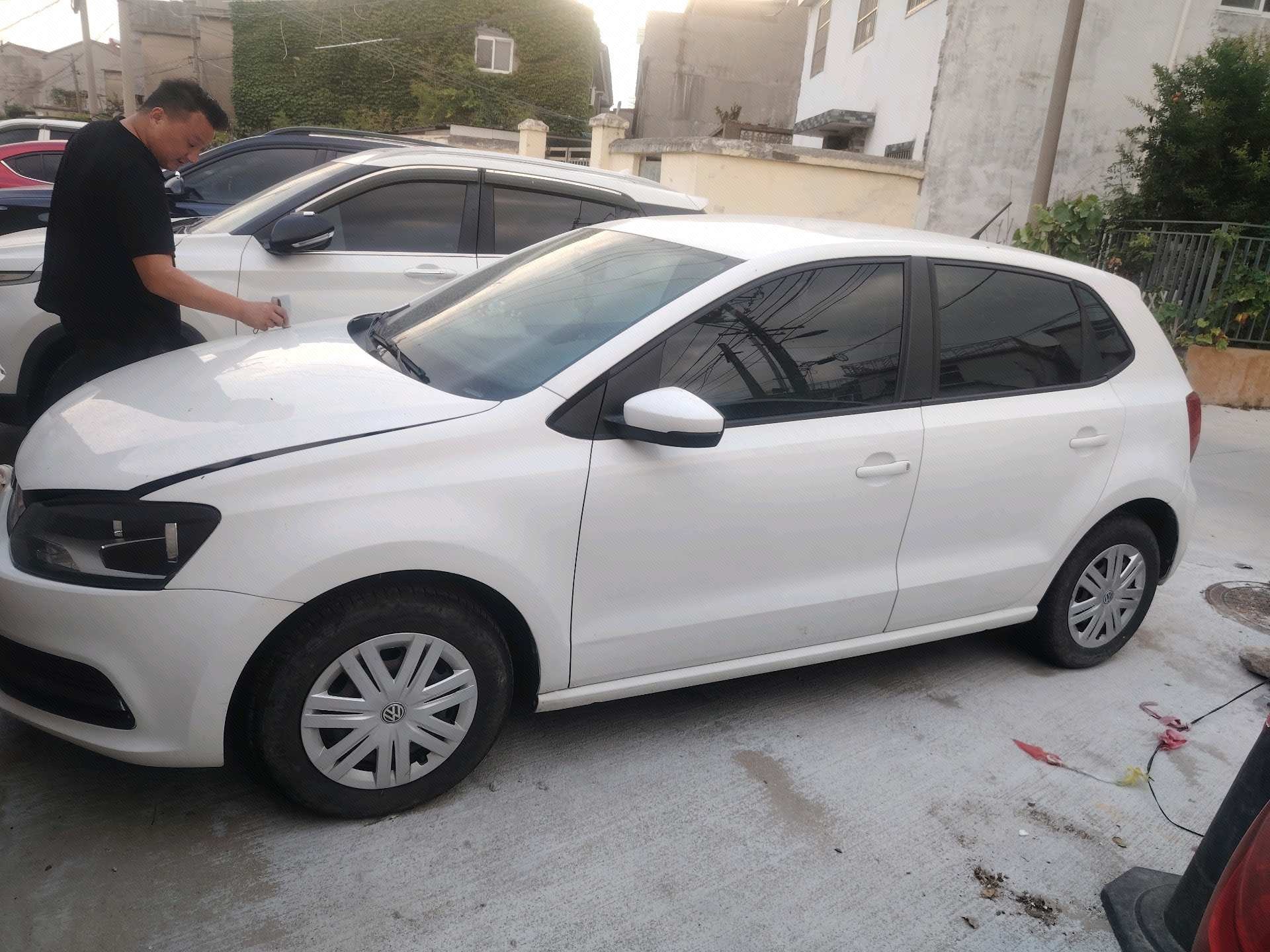 Volkswagen Polo 2016 Volkswagen Polo 2016 car image