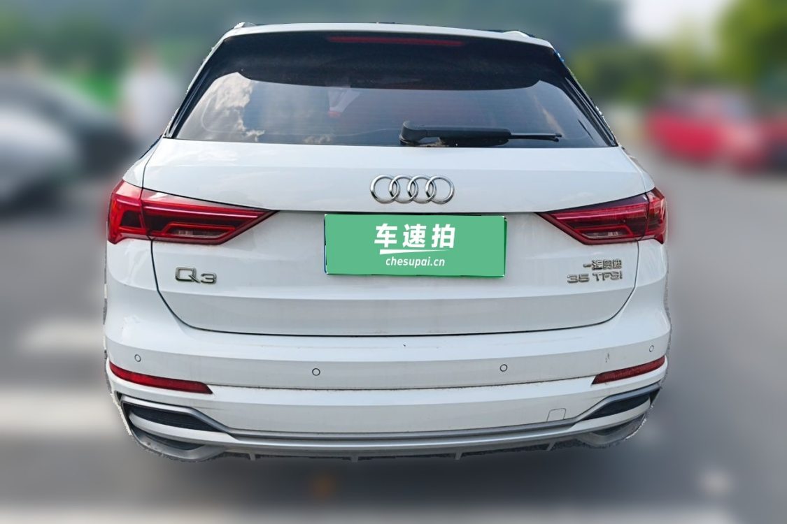 Audi Q3 2021 car image #6