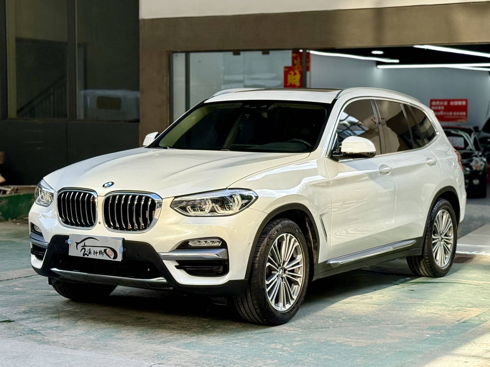 BMW X3 2019 car image 
