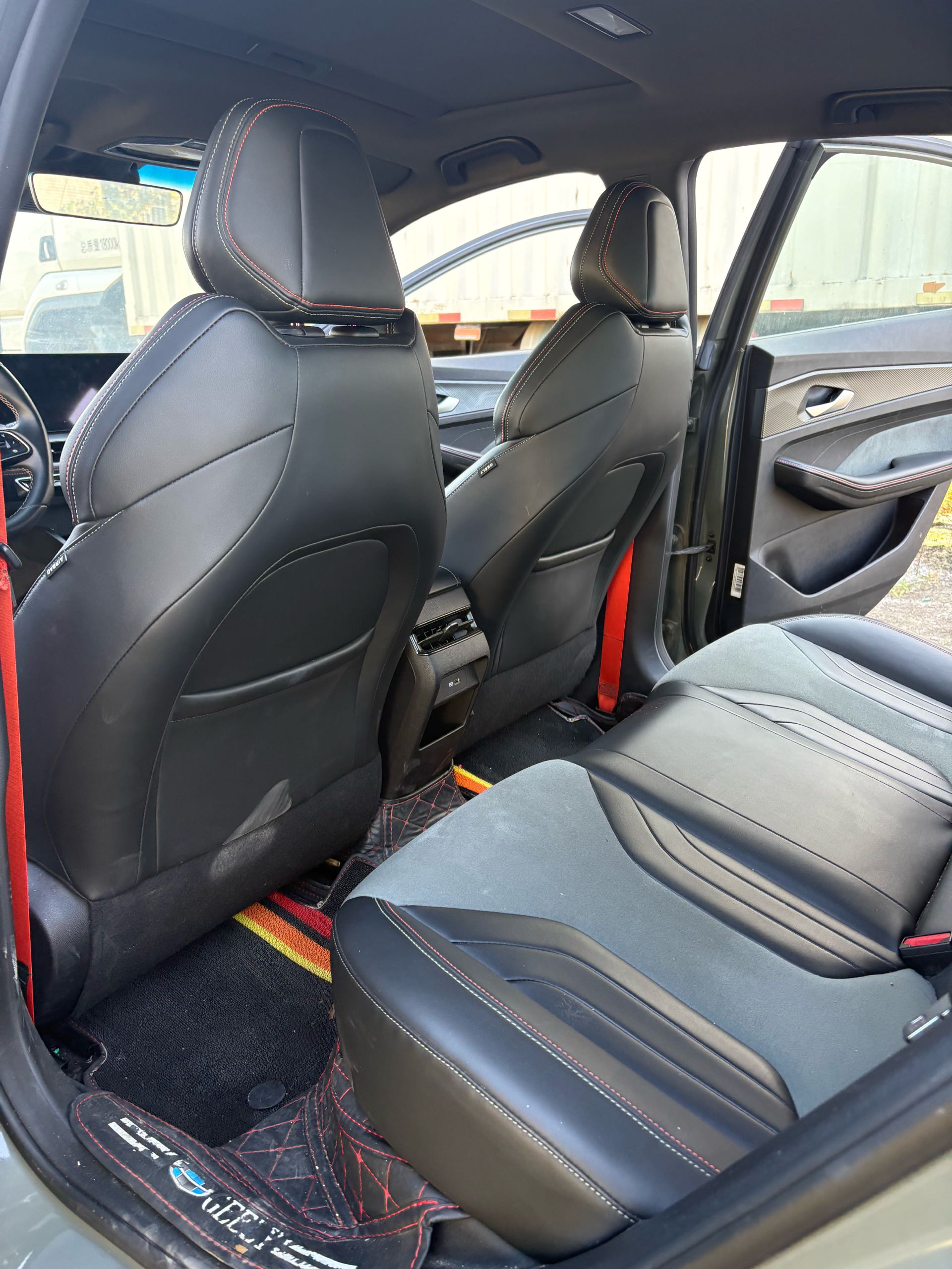 GEELY Binray 2022 car image #3