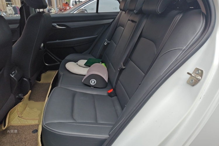 GEELY Emgrand 2021 car image #19