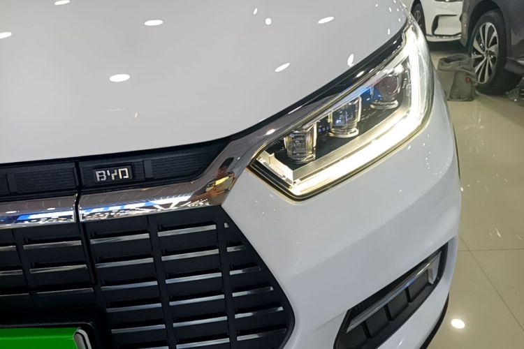 BYD Yuan New Energy 2019 imagen de coche #23