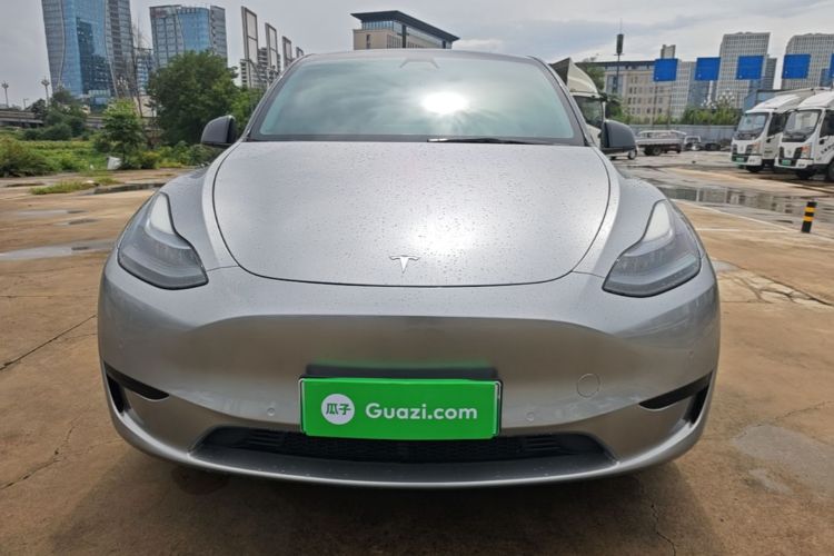 Tesla Model Y 2023 #3 Tesla Model Y 2023 immagine di auto #3