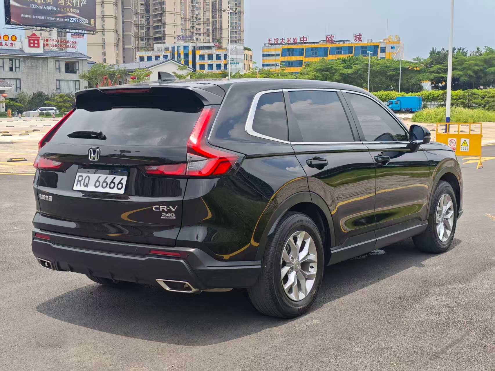 Honda CR-V 2023 #4 Honda CR-V 2023 car image #4